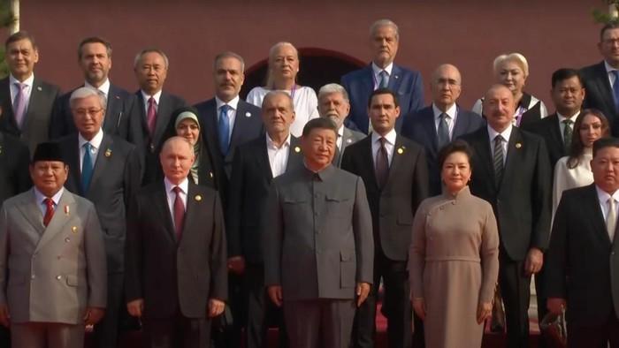 prabowo-hadiri-parade-militer-china-disambut-xi-jinping-1756863682542_169